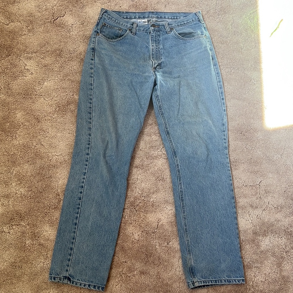 Men’s carhartt light wash blue jeans size 36